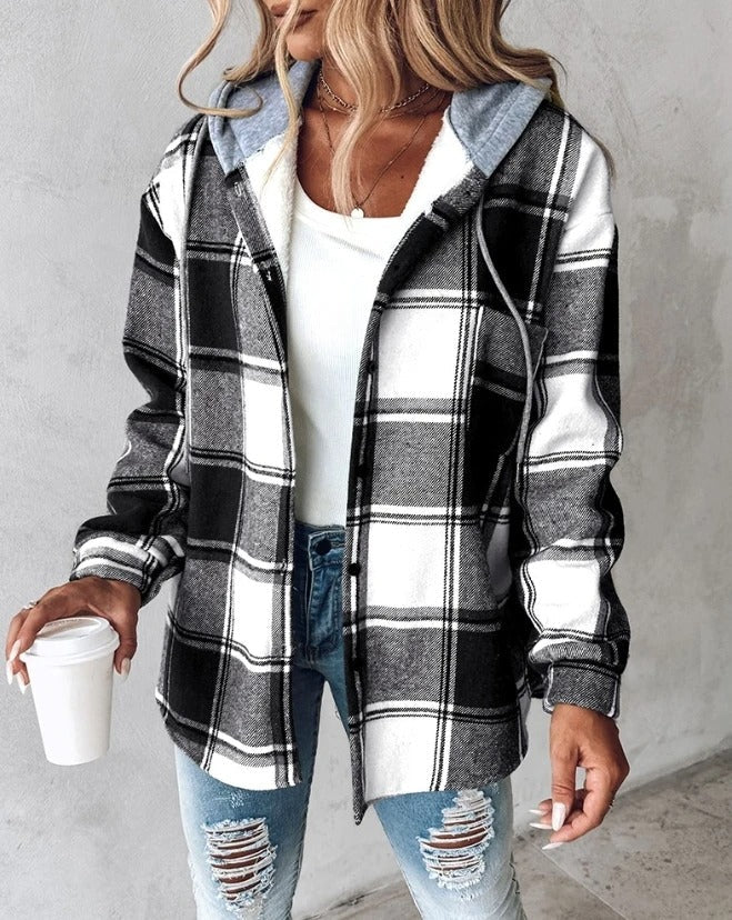 Sara | Comfortable Checkered Jacket