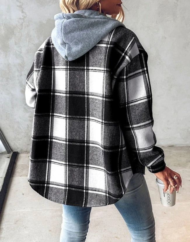 Sara | Comfortable Checkered Jacket